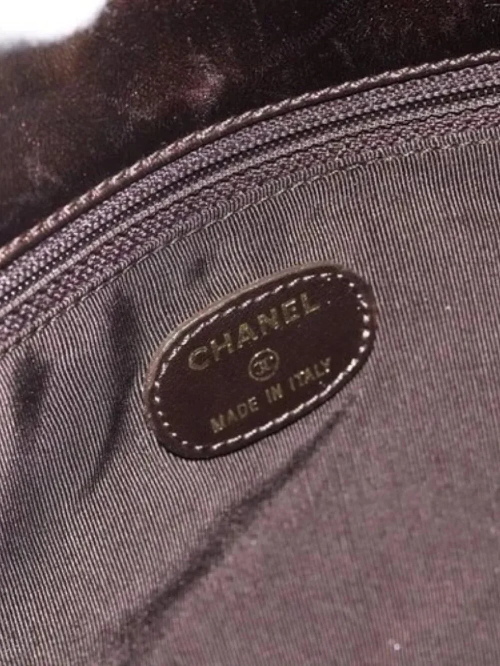 CHANEL Shoulder Bag Leather Brown CC Auth BA11861A